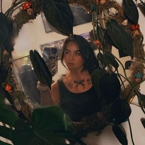 Meet your Posher, Hope